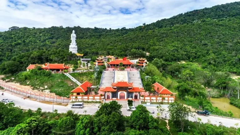 Pagode Ho Quoc à Phu Quoc 1